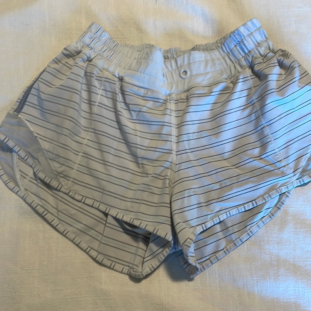 Lululemon Hotty hot shorts
